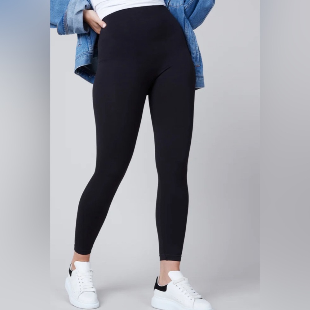 Spanx EcoCare High-Waisted Seamless Leggings Size L, Black, Never worn!